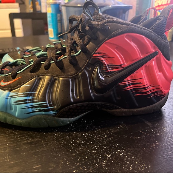 nike air foamposite pro spider man